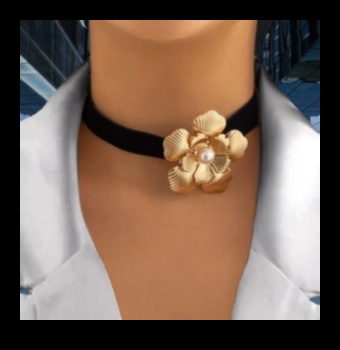 קטיפה קורנת: עטפו את צווארכם בצ'וקרס קטיפה יוקרתי