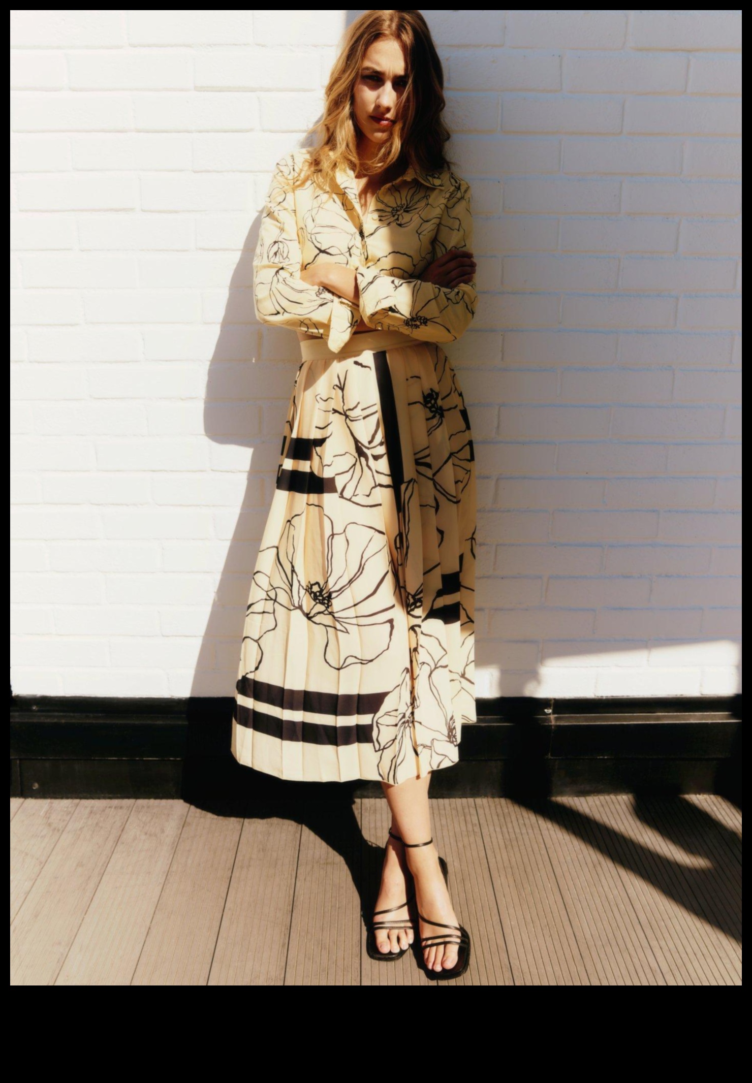 קסם מונוכרום: הרם את הסגנון שלך עם תלבושות בגוון יחיד