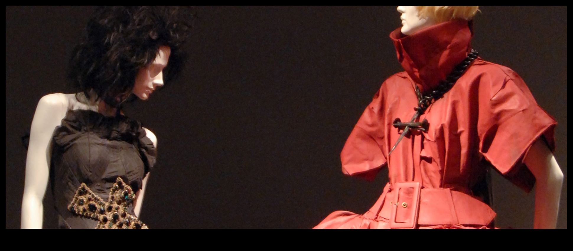 צללים מיסטיים: חושפים את סודות הגלאם הגותי