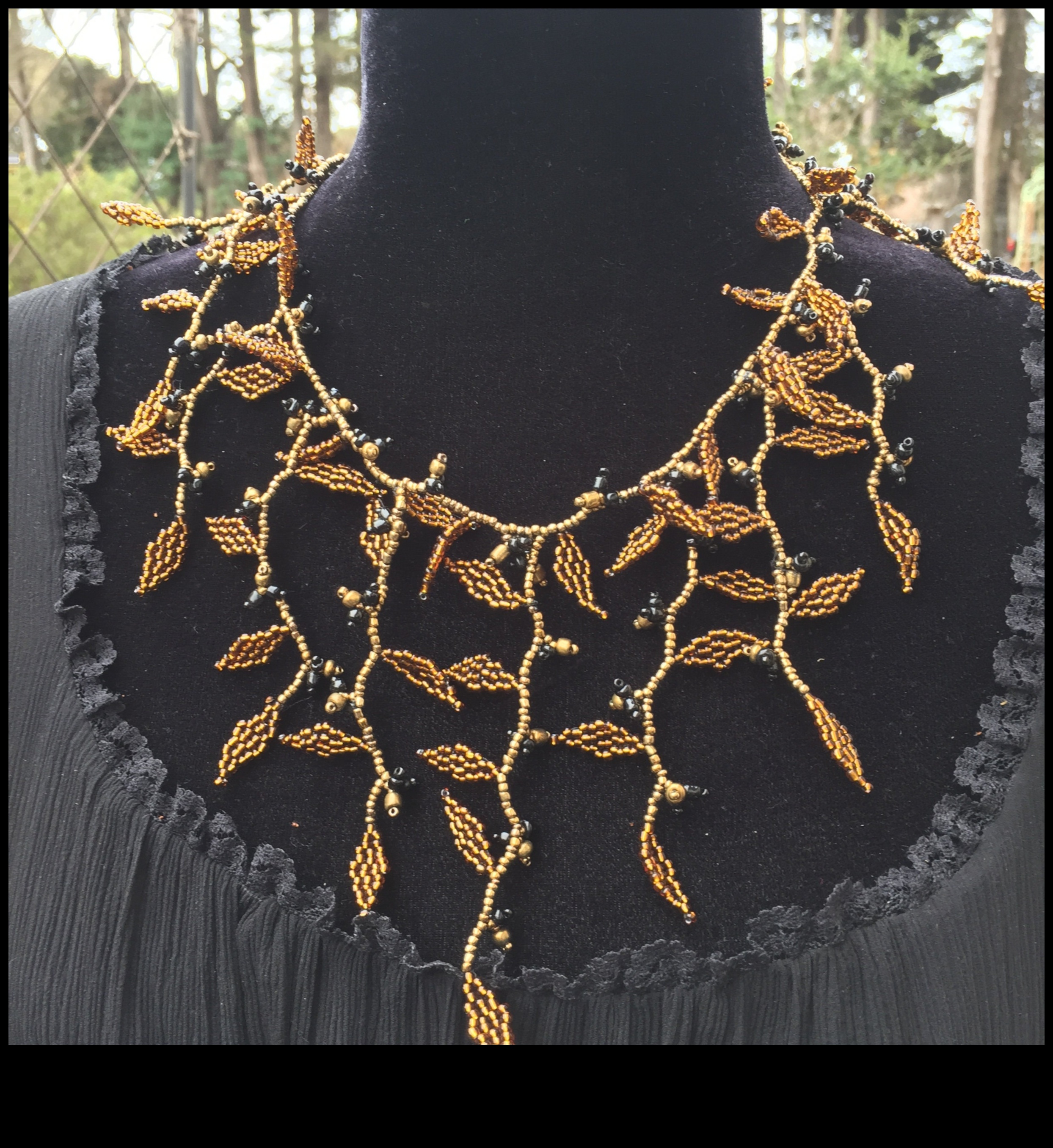 פלאים גחמניים: ללכוד את הקסם בקולרים בהשראת הגחמות שלנו