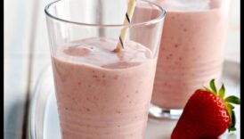 תדלק את היום שלך: שייק פירות ארוזים בחלבון לאנרגיה מתמשכת