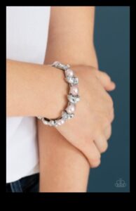 אואזיס מפואר: צלול לתוך יוקרה עם יצירות הצ'וקר שלנו בהשראת אואזיס