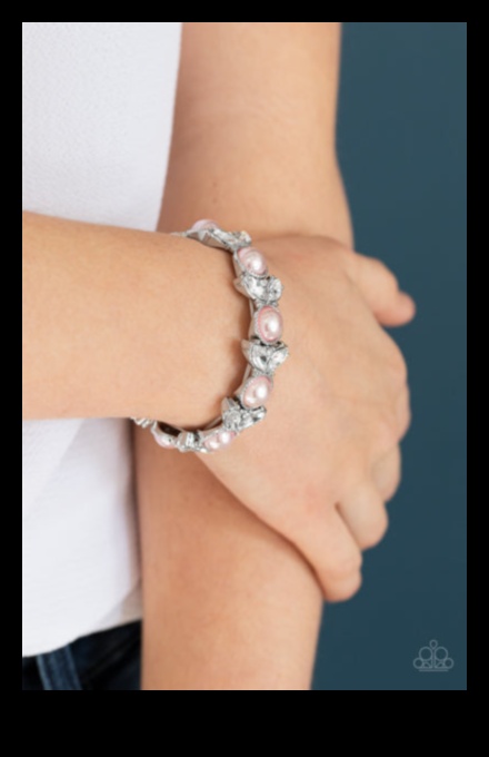 אואזיס מפואר: צלול לתוך יוקרה עם יצירות הצ'וקר שלנו בהשראת אואזיס