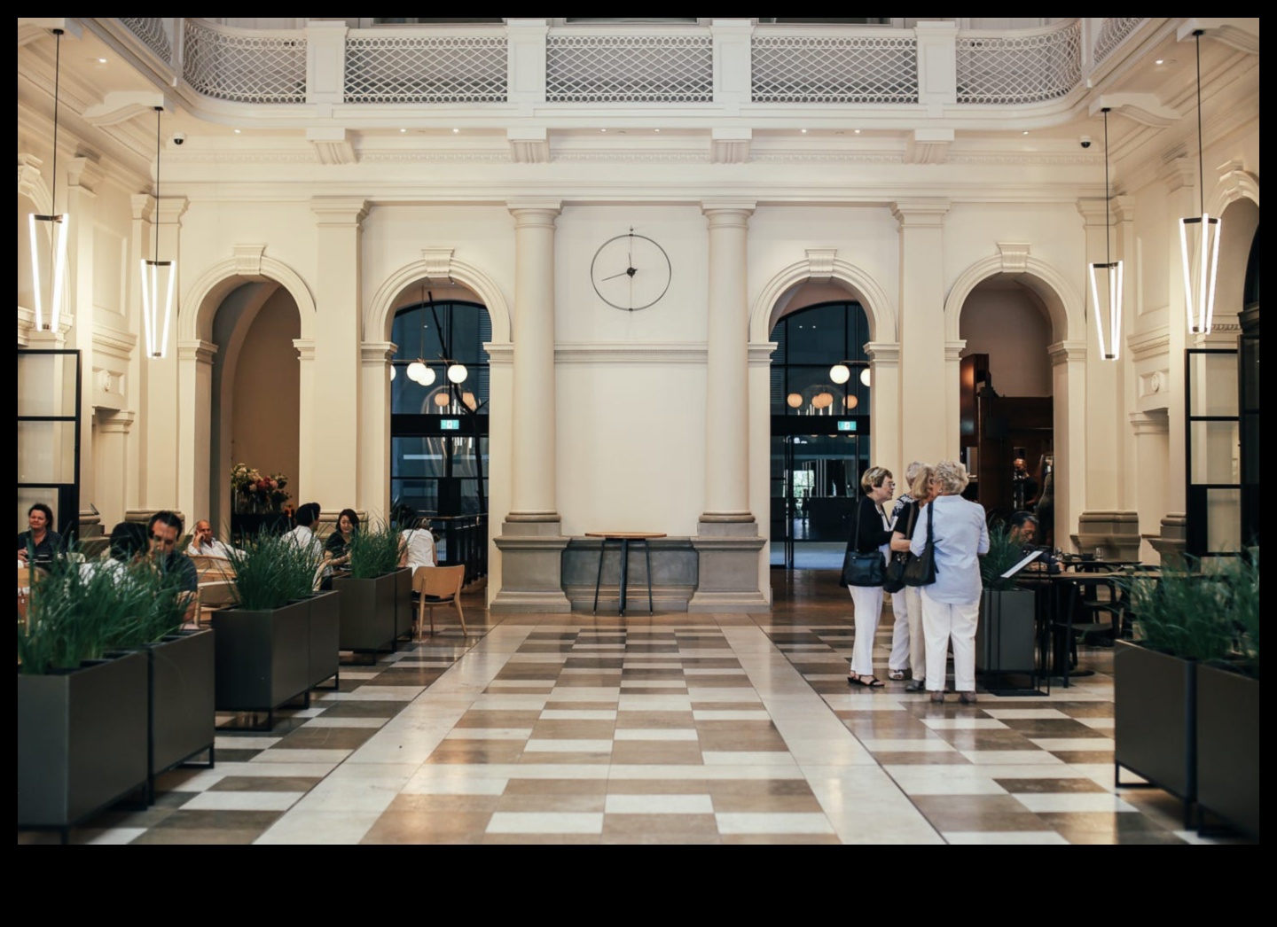 שחרר את המעצב הפנימי שלך: שליטה במושגי קישוט